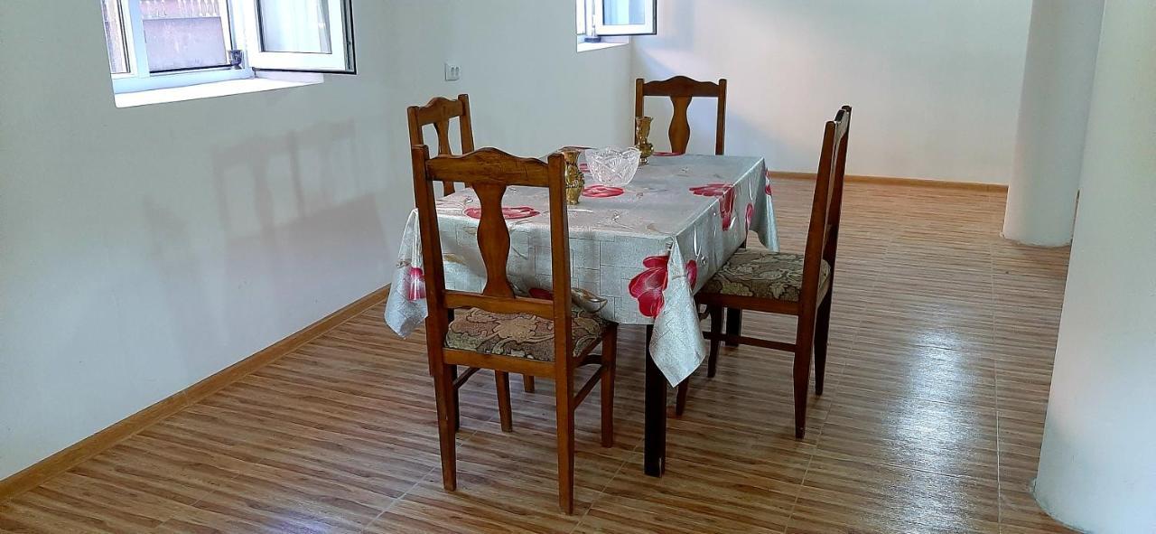 Victoria Guesthouse Kutaisi Esterno foto